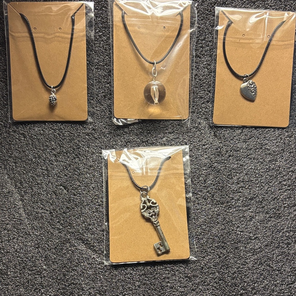 Pendant Necklace Set